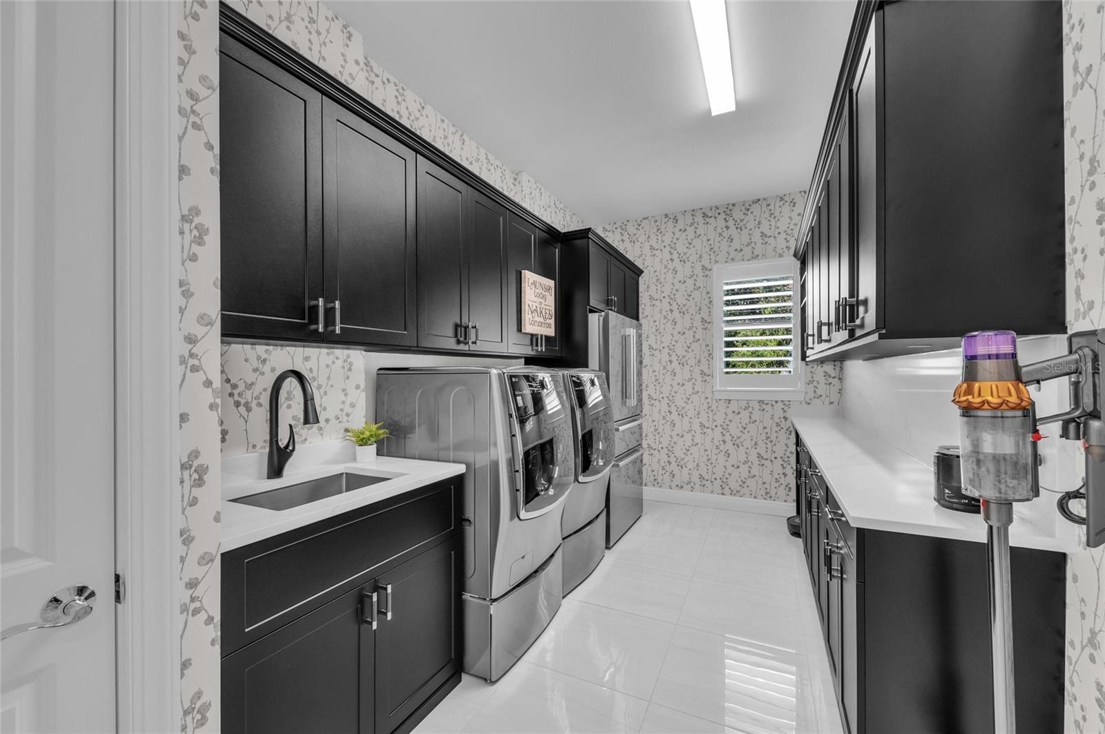 A4667891 Property Photo