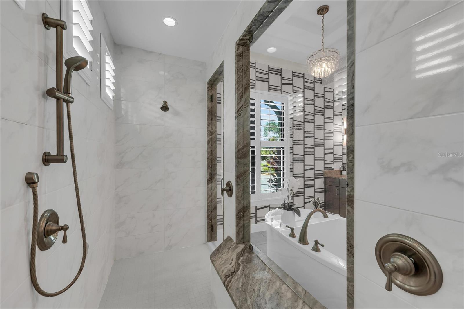 A4667891 Property Photo