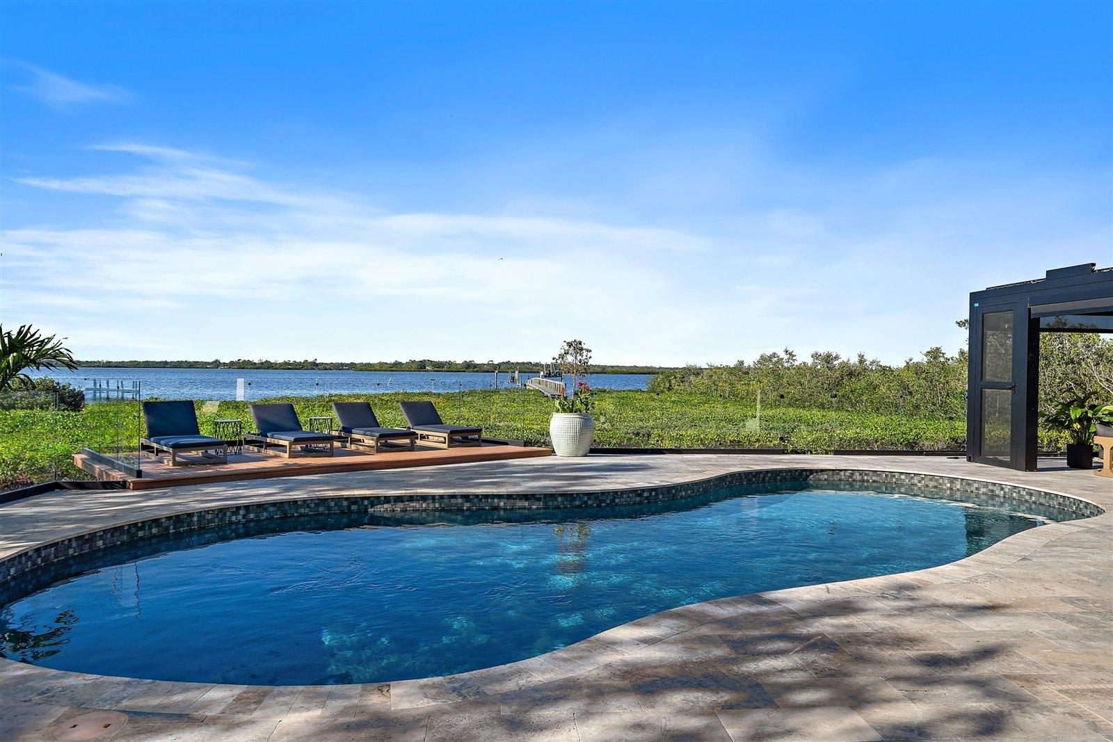 A4667904 Property Photo