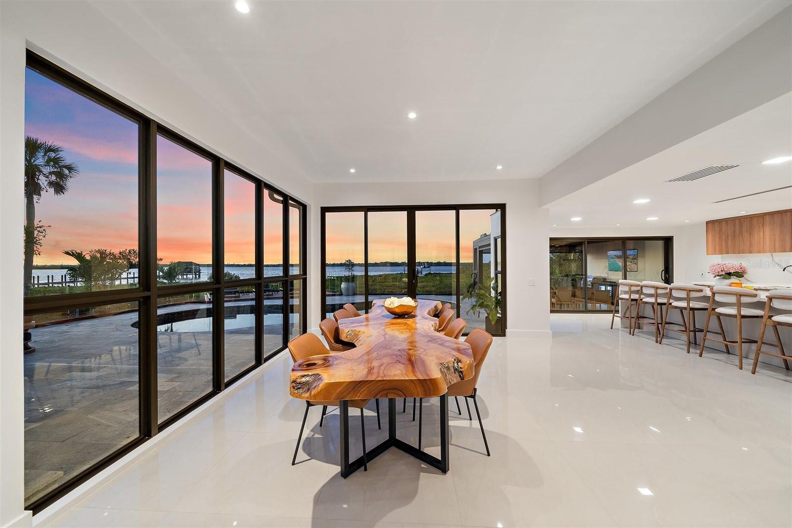 A4667904 Property Photo