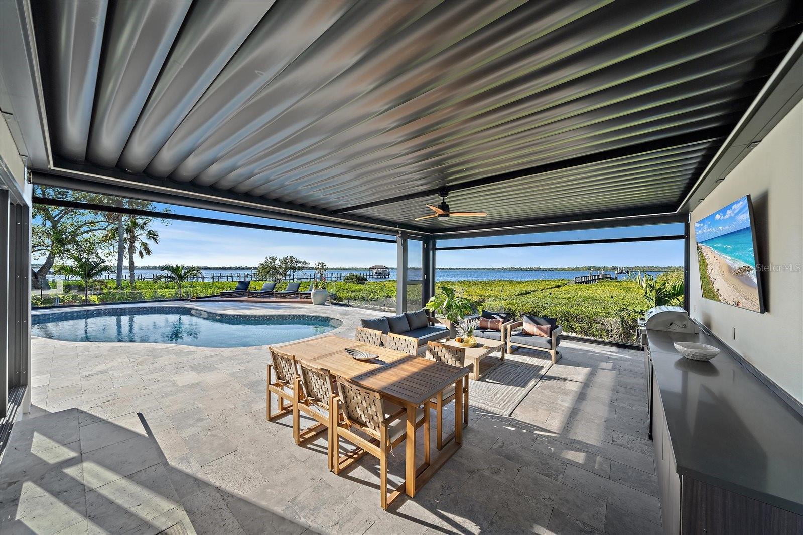 A4667904 Property Photo