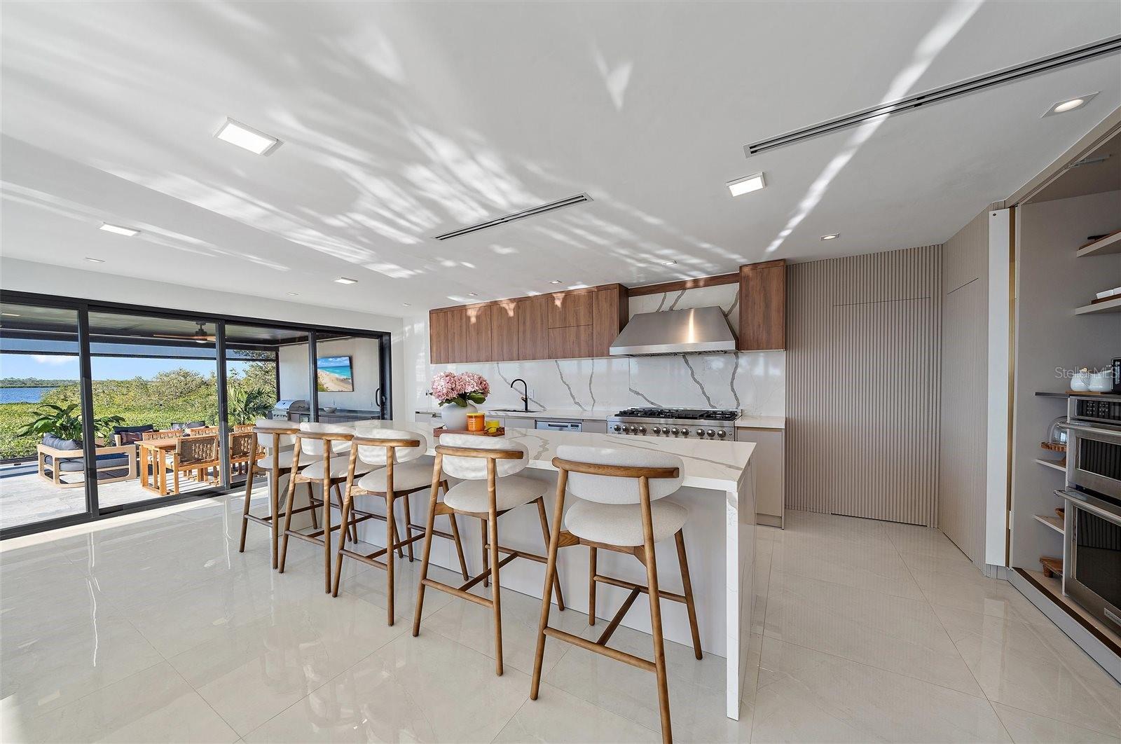 A4667904 Property Photo