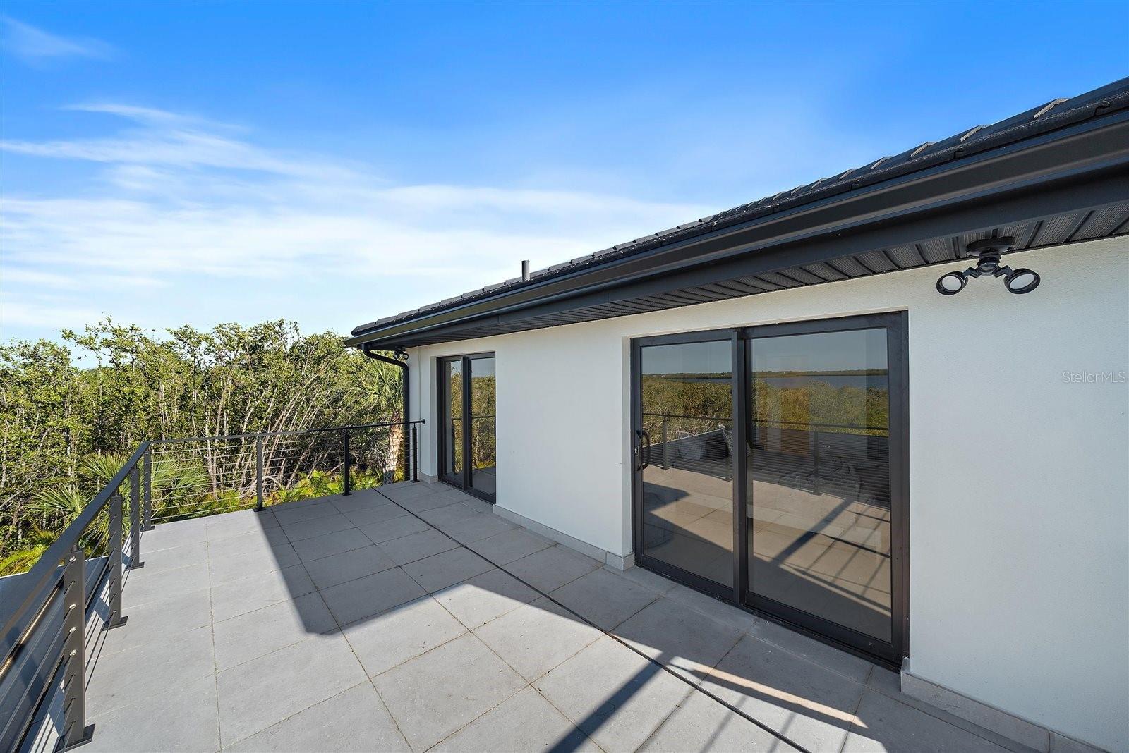 A4667904 Property Photo