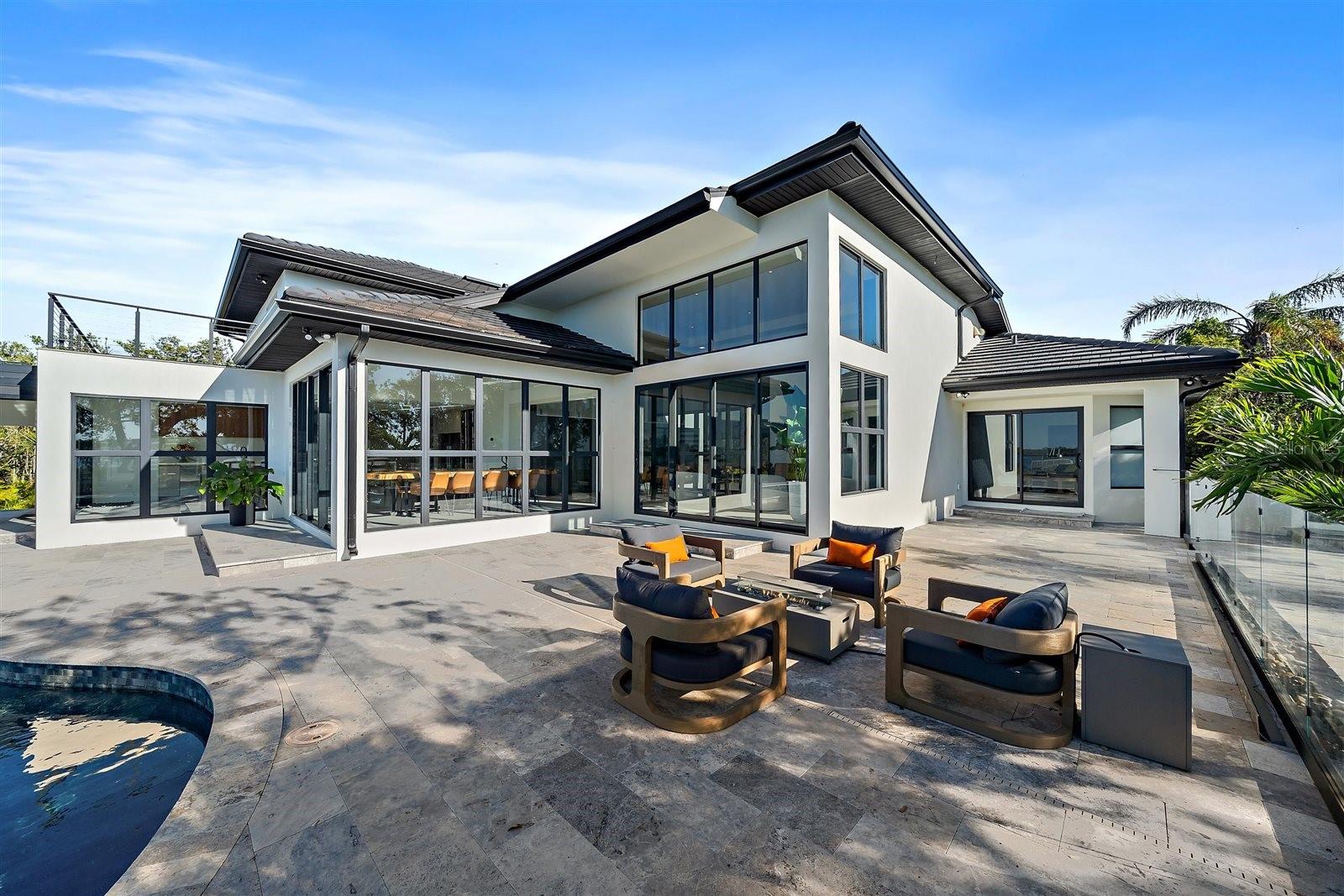 A4667904 Property Photo