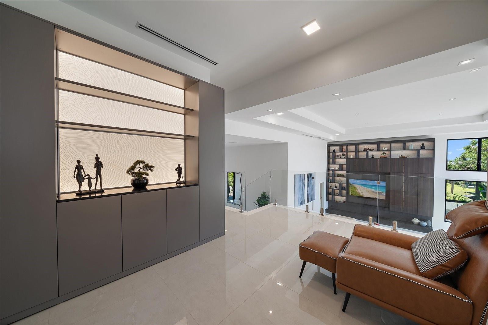 A4667904 Property Photo