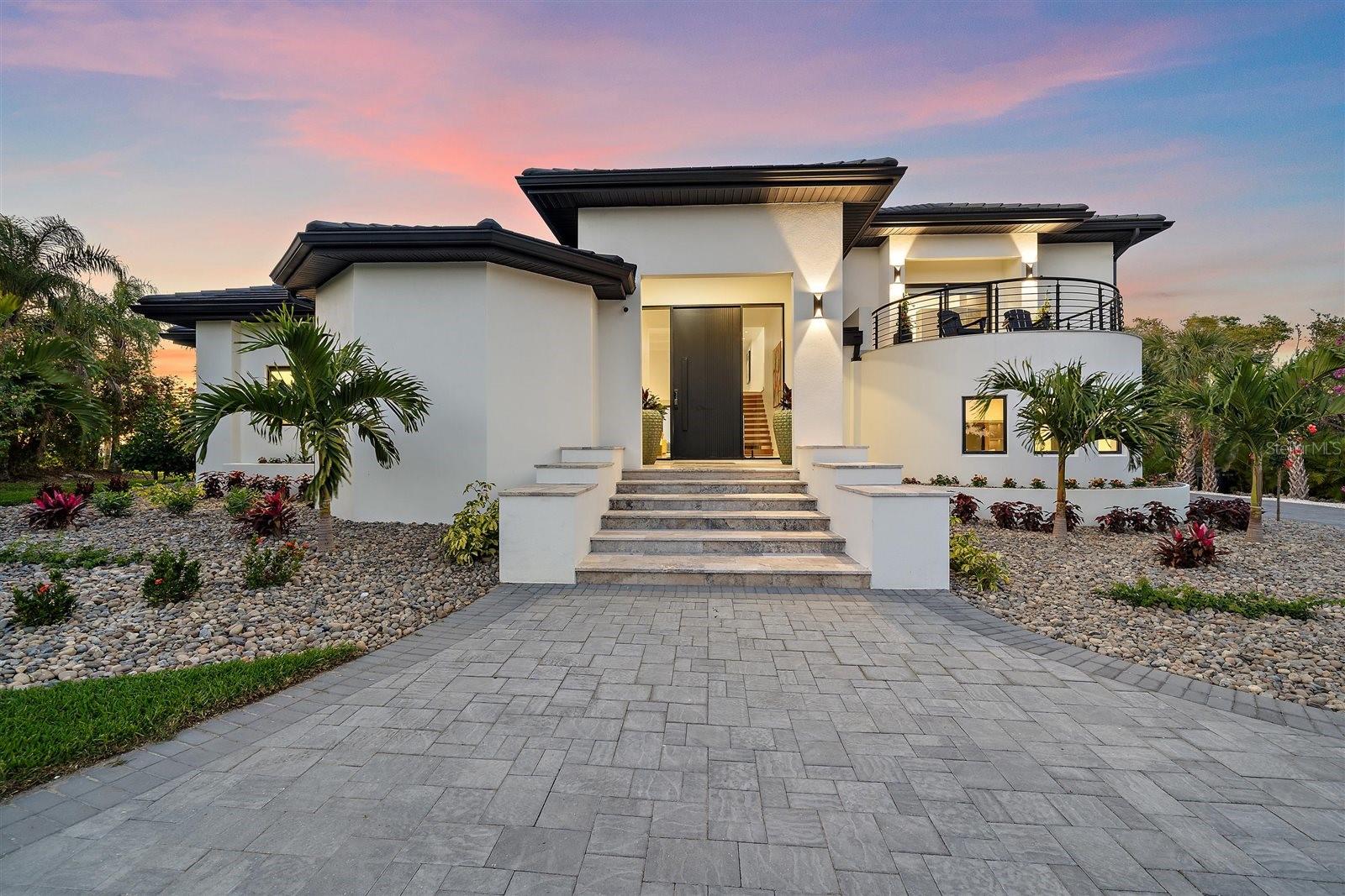 A4667904 Property Photo