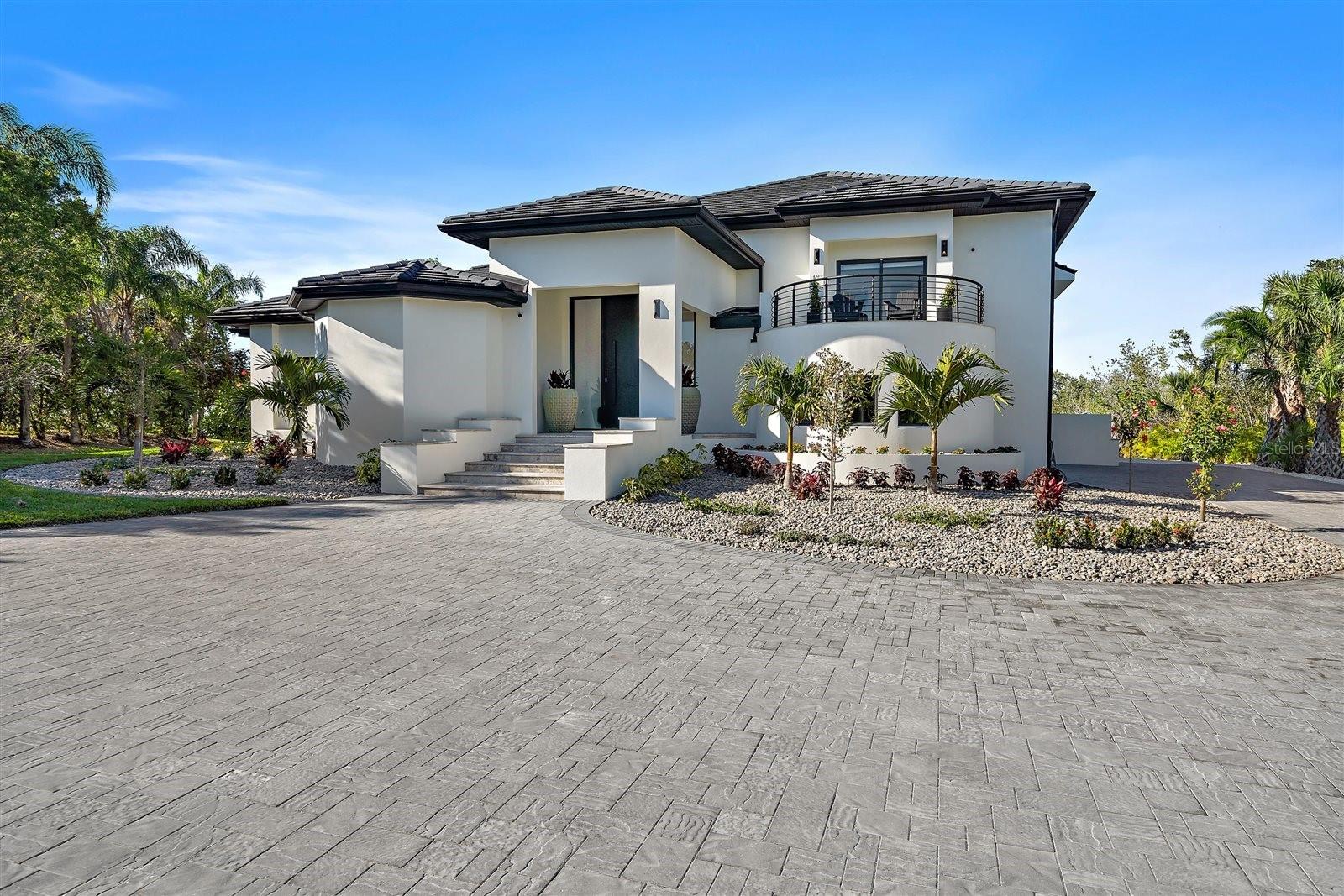 A4667904 Property Photo