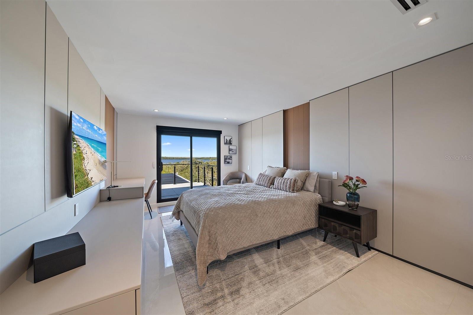 A4667904 Property Photo