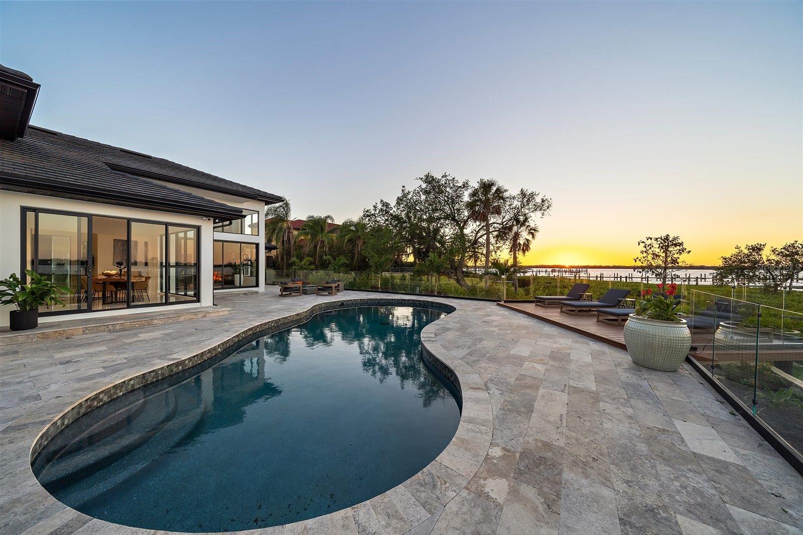 A4667904 Property Photo