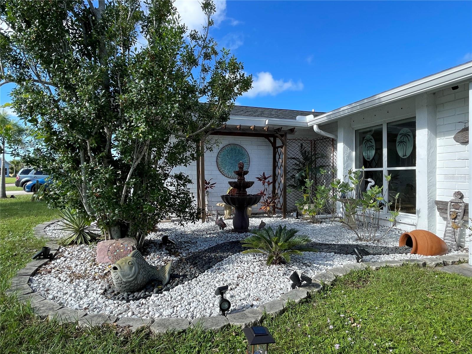 122 ANNAPOLIS LN, ROTONDA WEST, FL, 33947