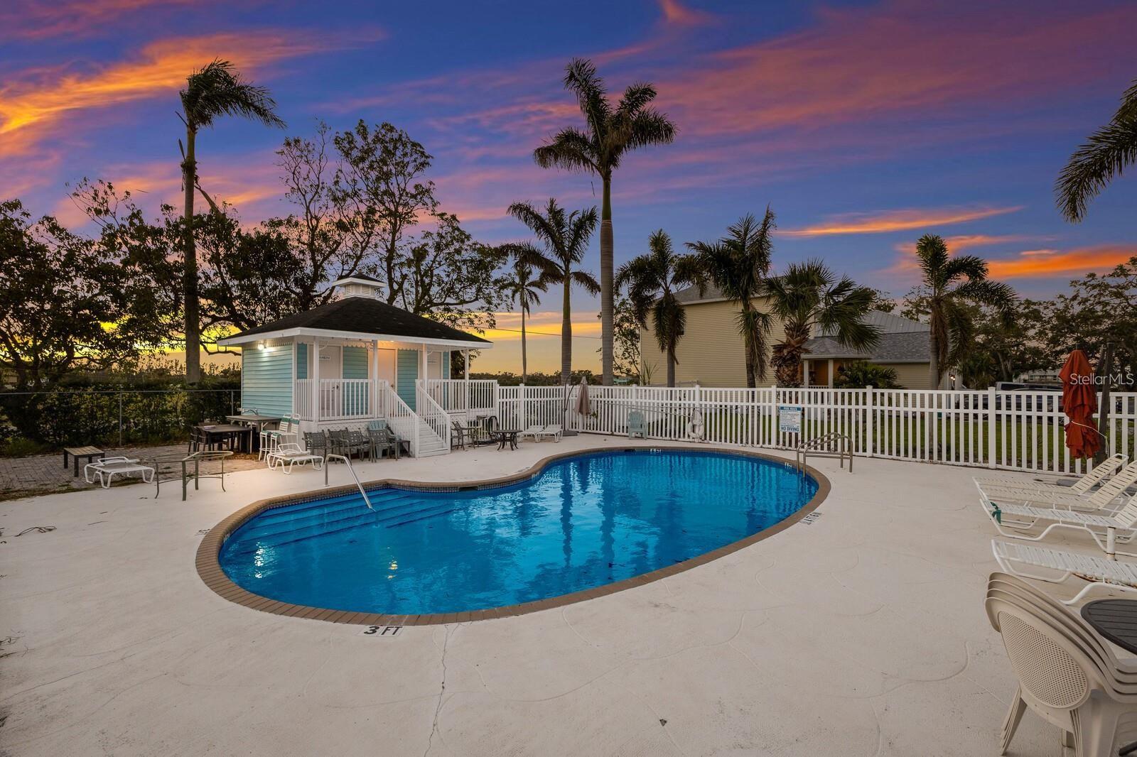 1528 43RD AVENUE DR W, PALMETTO, FL, 34221