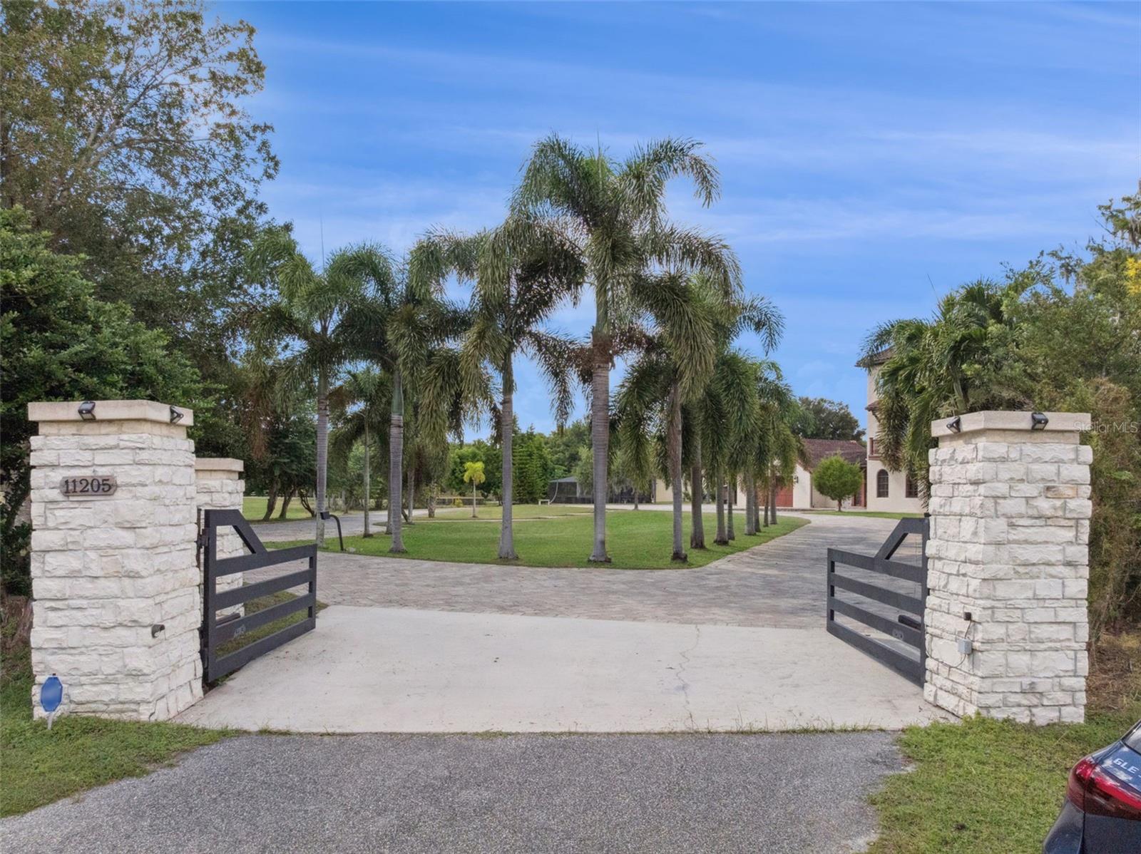 O6351161 Property Photo