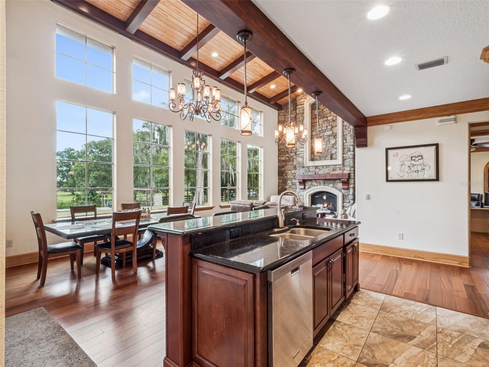 O6351161 Property Photo