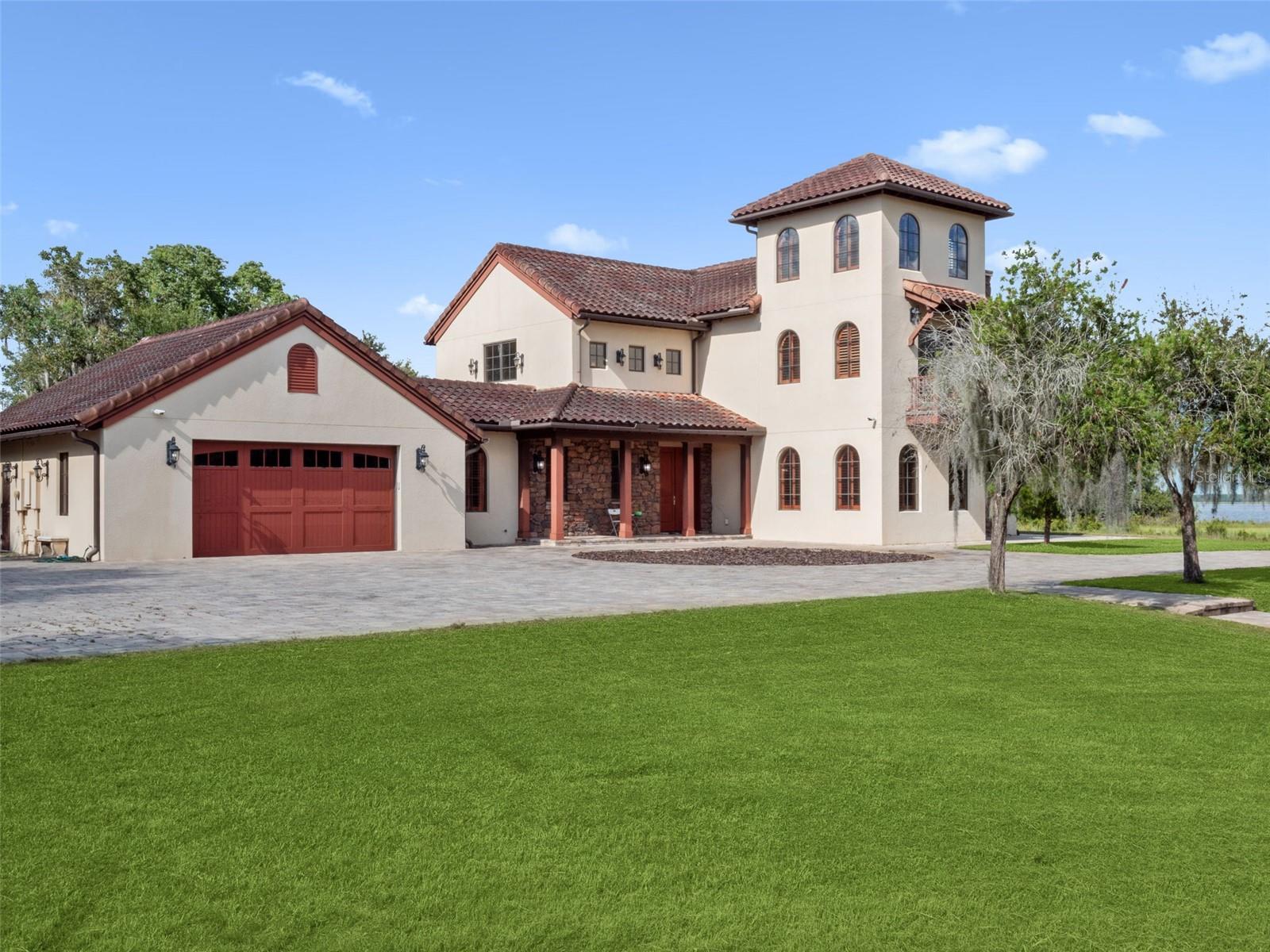 O6351161 Property Photo