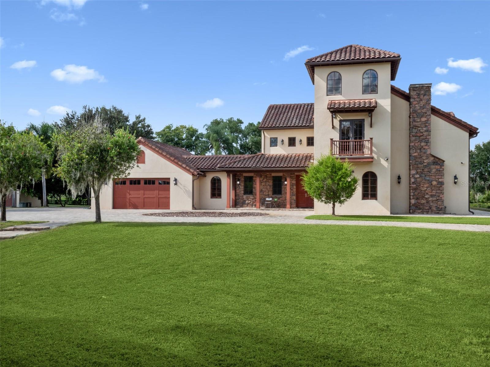 O6351161 Property Photo