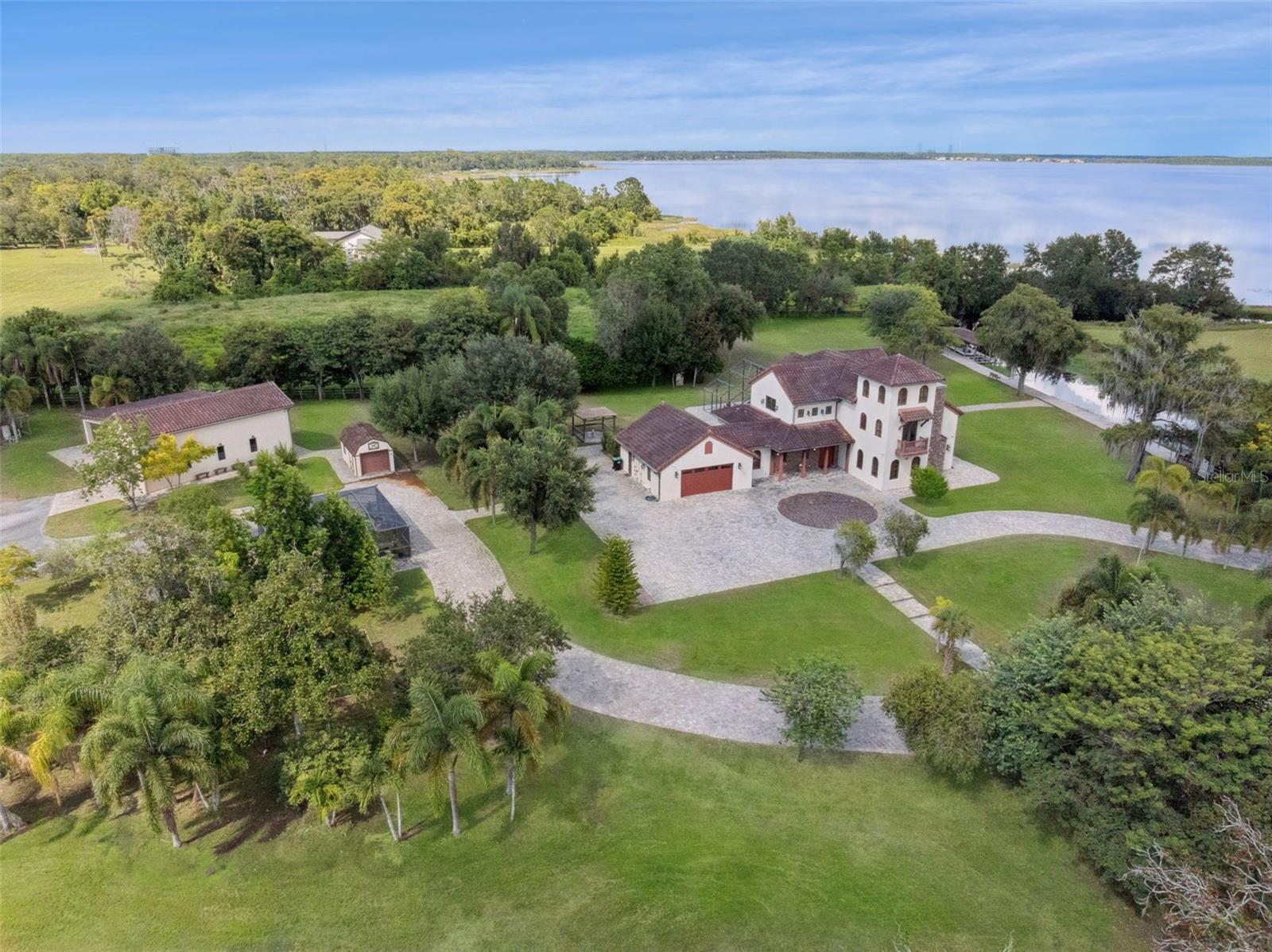 O6351161 Property Photo