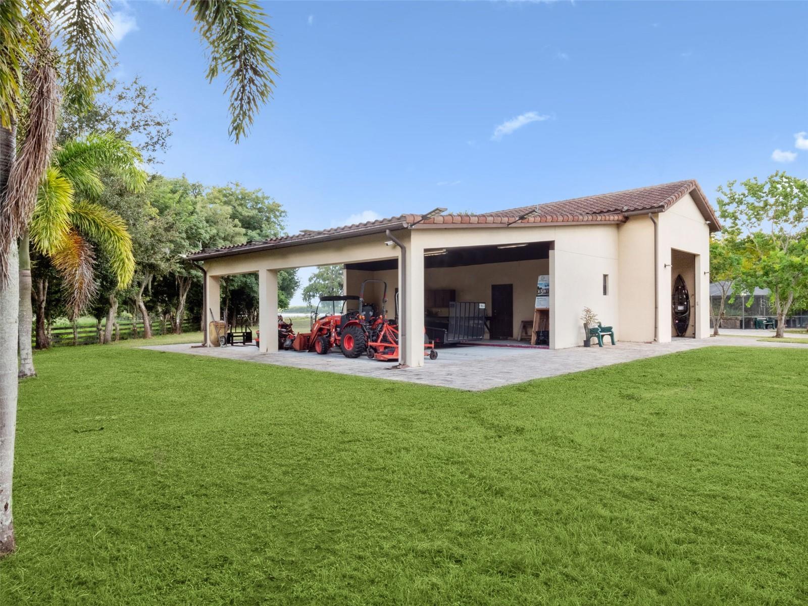 O6351161 Property Photo