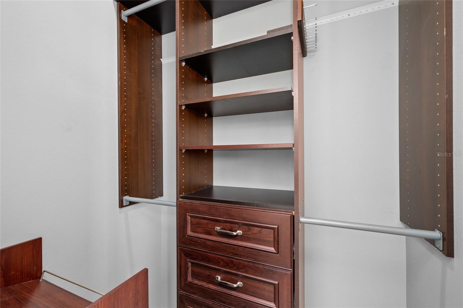 Floor 3:  Primary closet #2