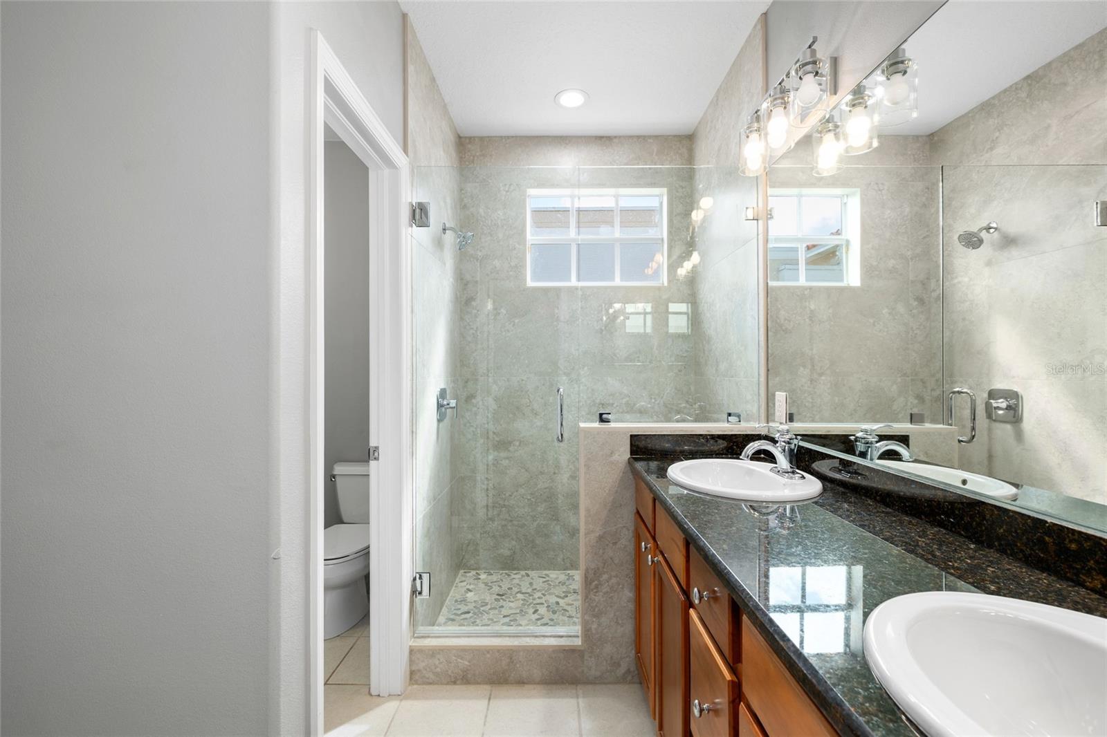 Floor 3:  Primary bathroom