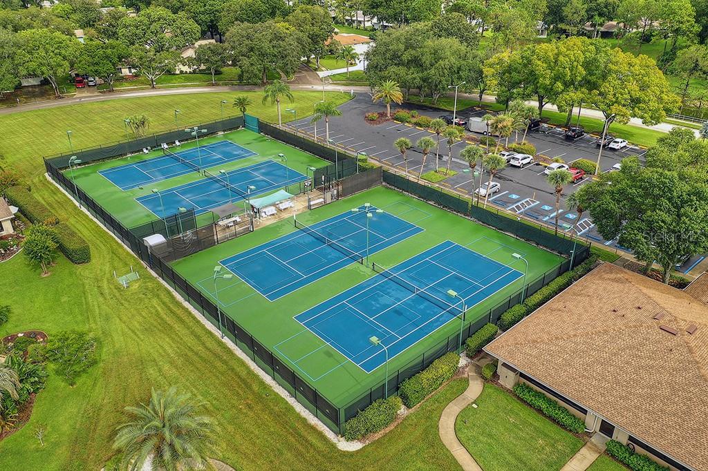 HL Pickelball Courts