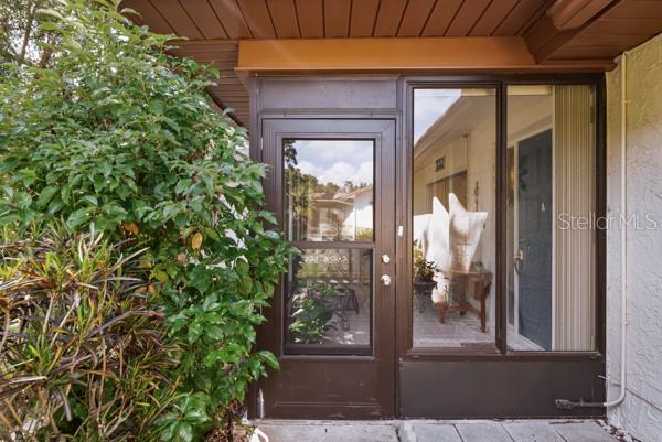 Lanai Front Entrance