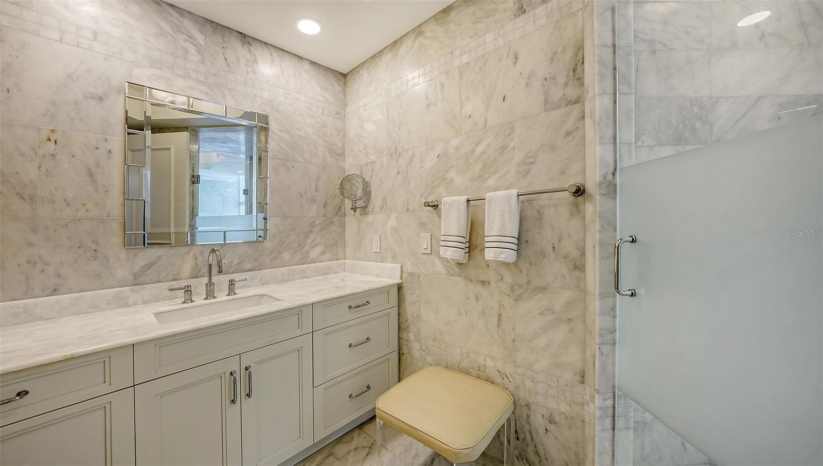 A4667938 Property Photo