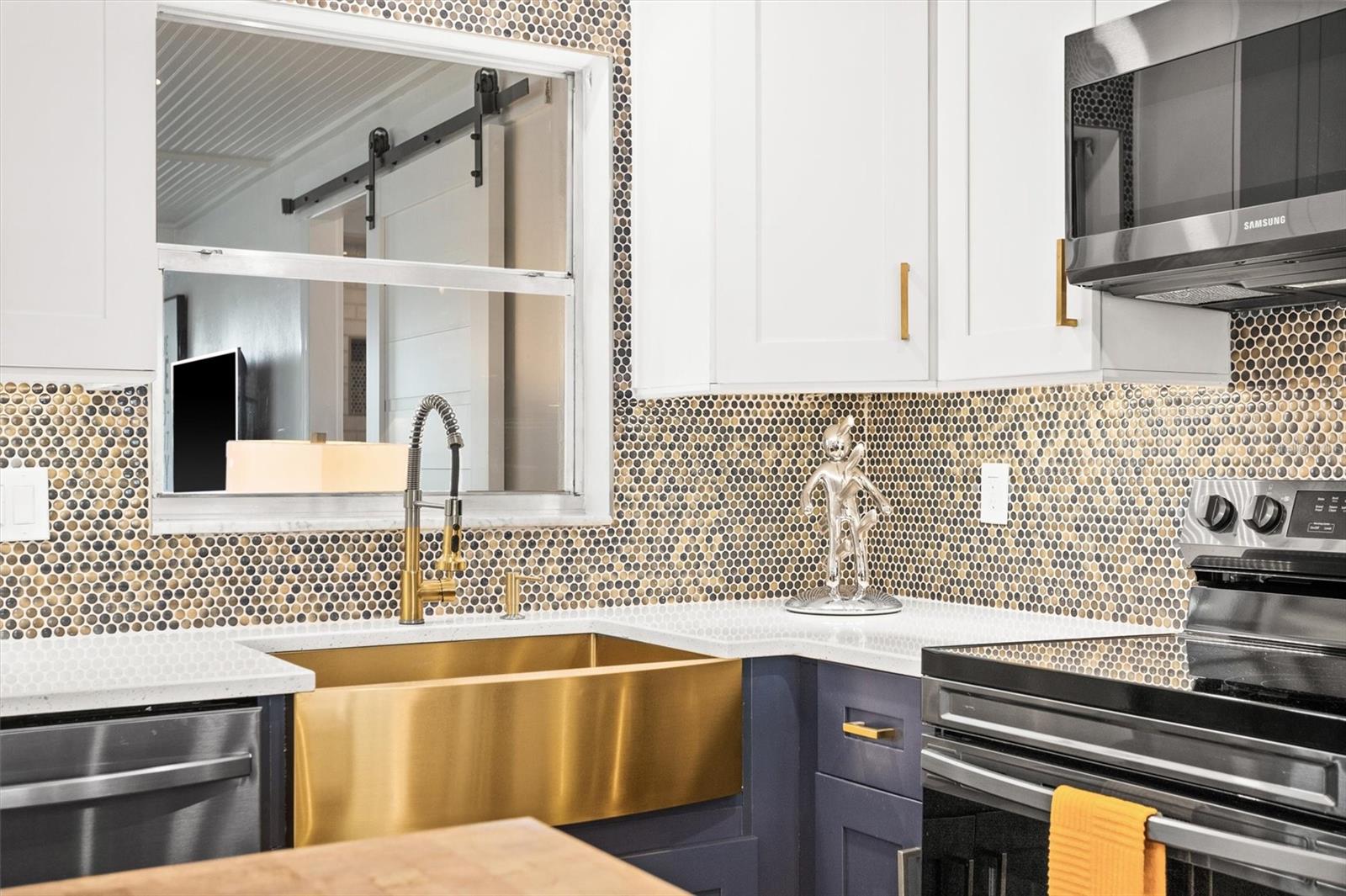 3488 40TH WAY N, ST PETERSBURG, FL, 33713