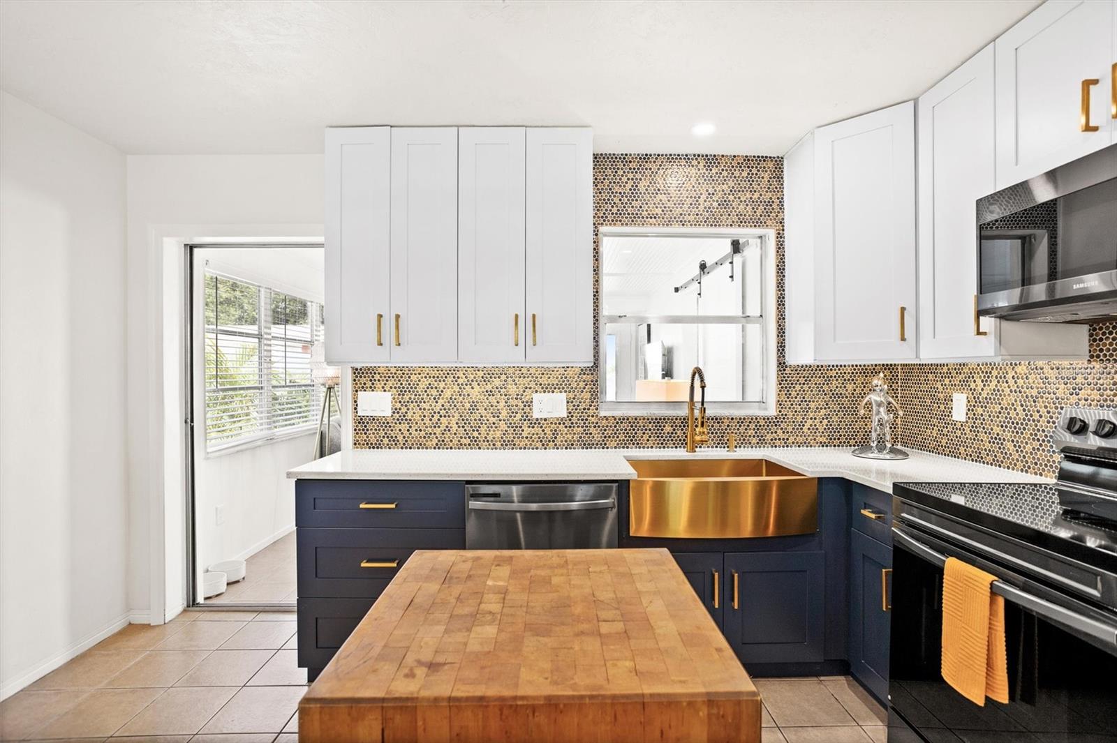 3488 40TH WAY N, ST PETERSBURG, FL, 33713