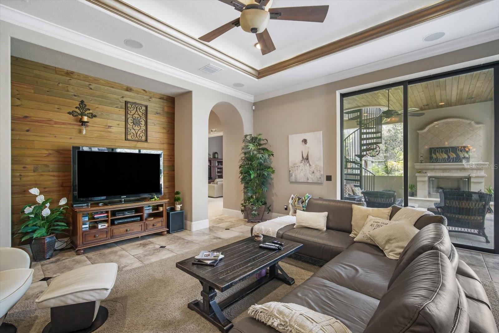 TB8436306 Property Photo