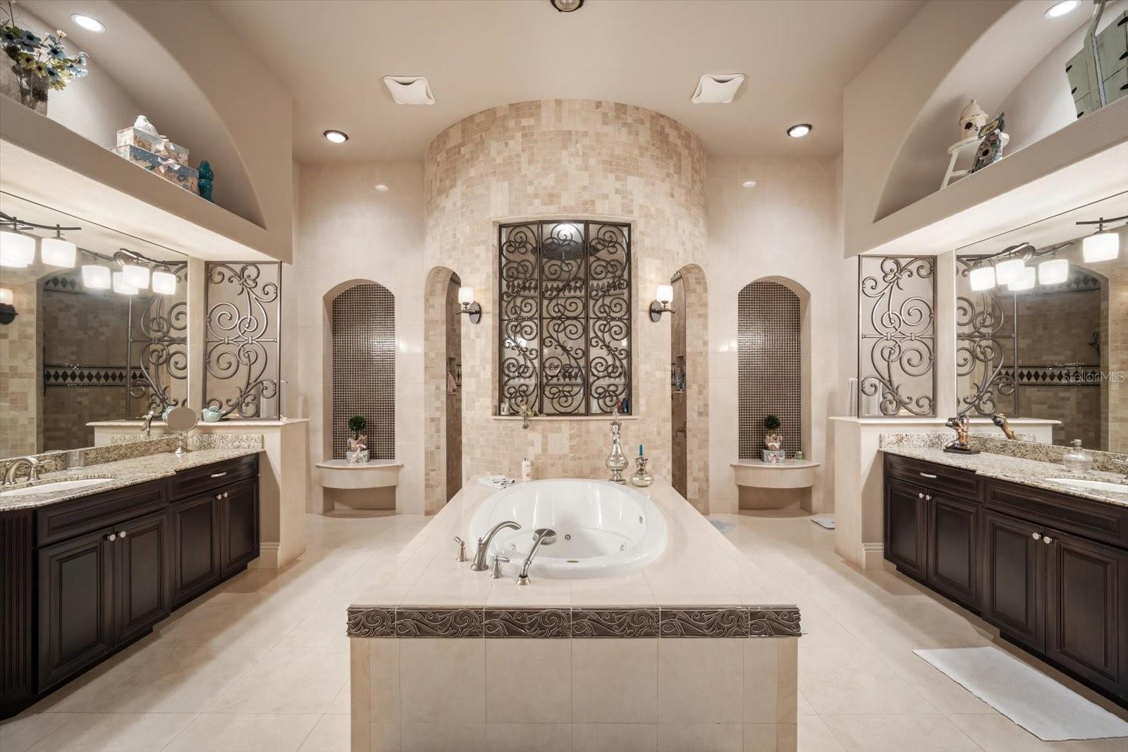 TB8436306 Property Photo