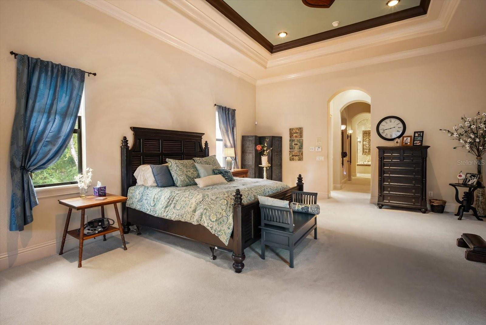 TB8436306 Property Photo