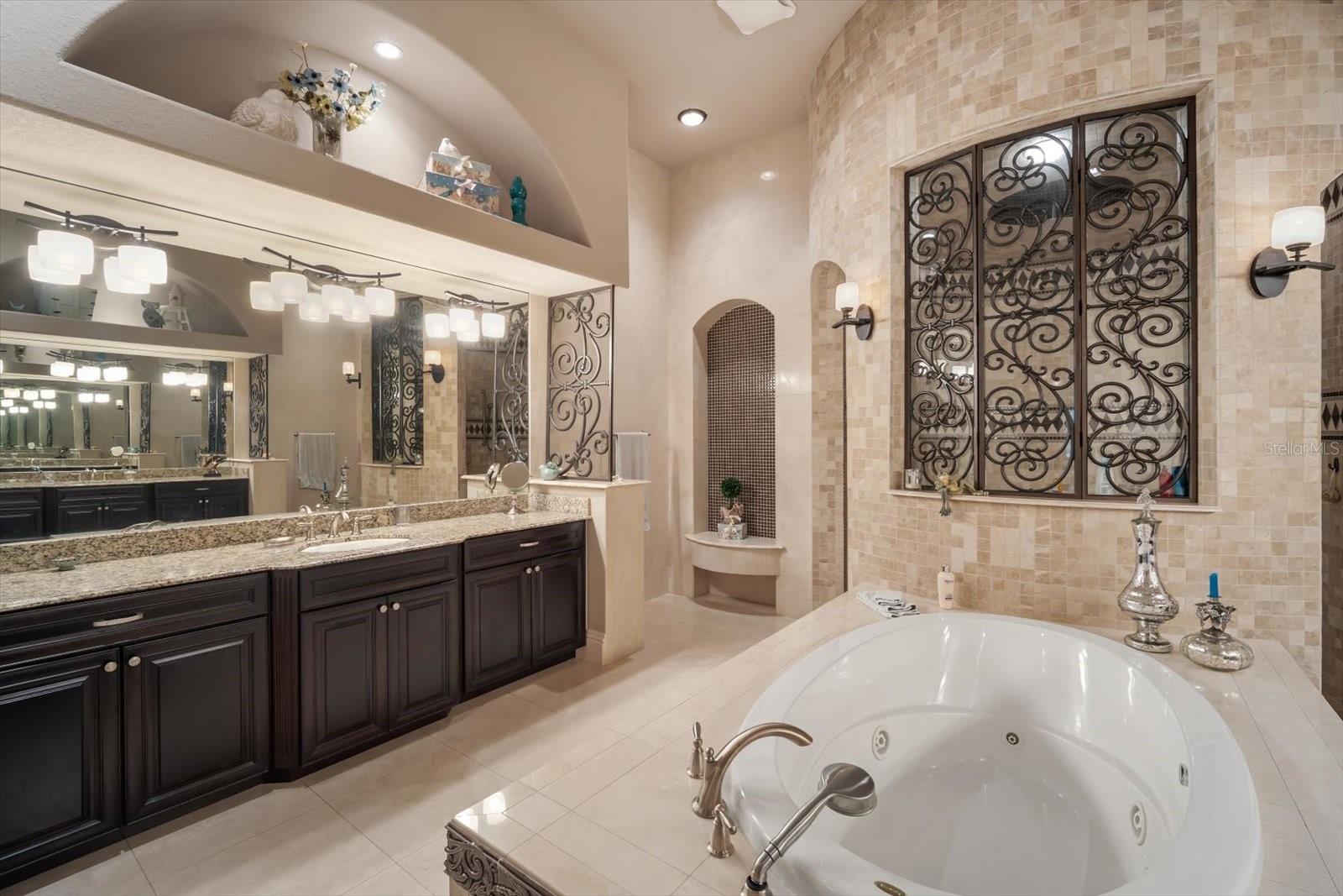 TB8436306 Property Photo