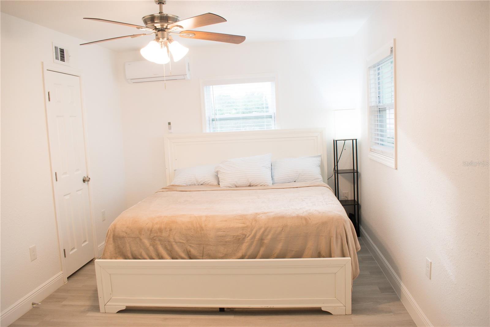 5832 DR MARTIN LUTHER KING JR ST N, ST PETERSBURG, FL, 33703