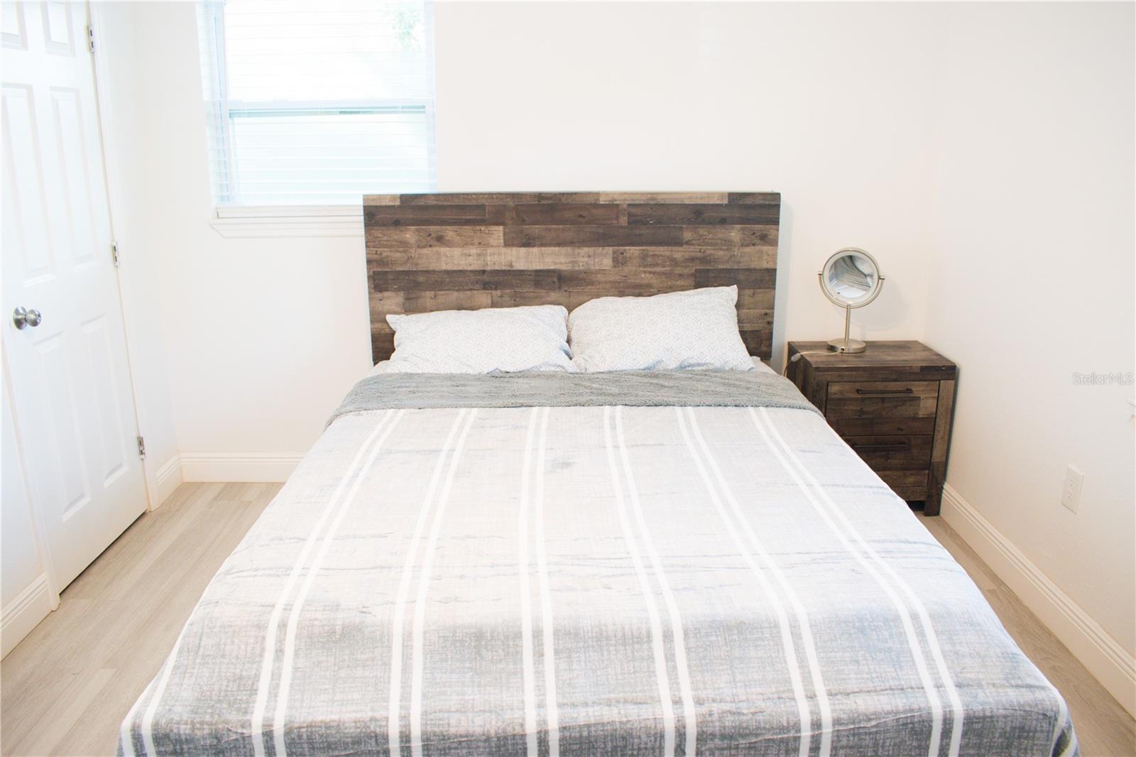 5832 DR MARTIN LUTHER KING JR ST N, ST PETERSBURG, FL, 33703