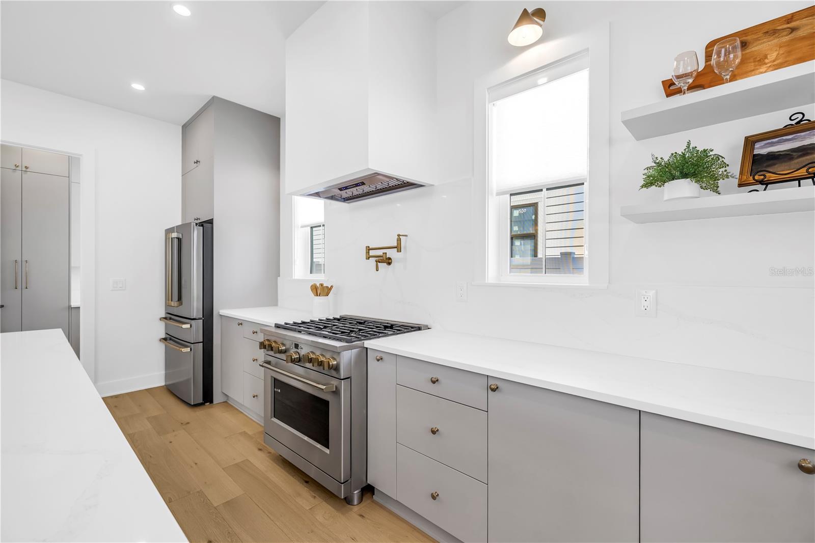 431 36TH AVE N, ST PETERSBURG, FL, 33704