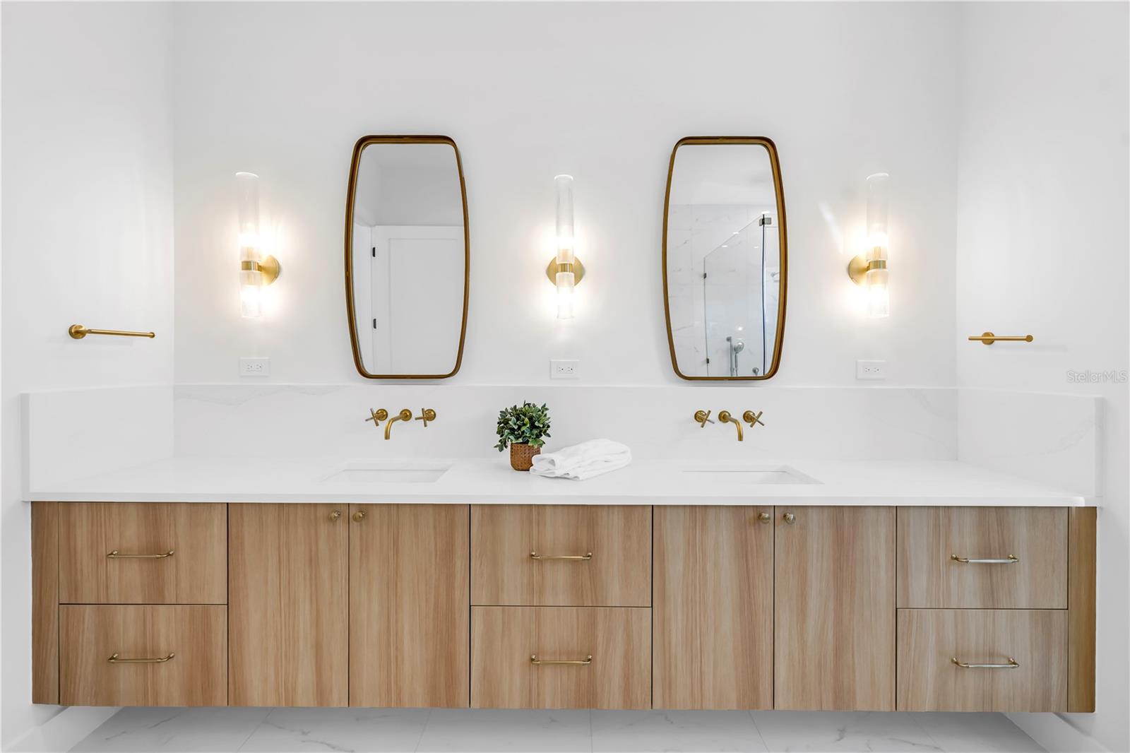 431 36TH AVE N, ST PETERSBURG, FL, 33704