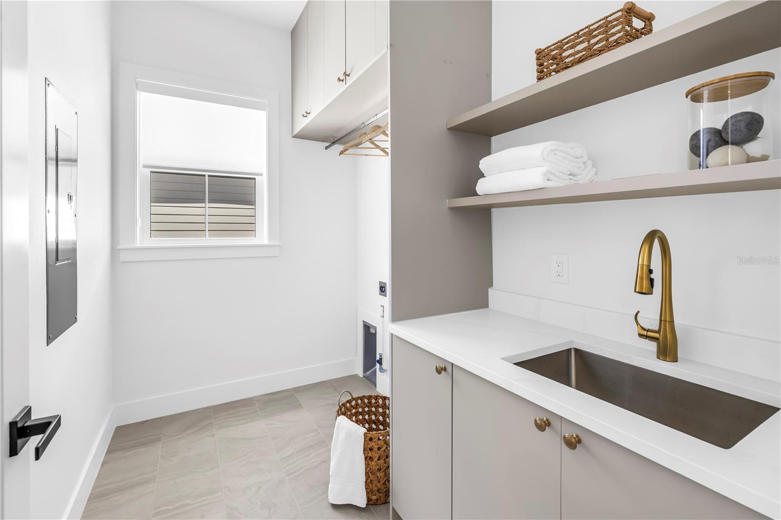 431 36TH AVE N, ST PETERSBURG, FL, 33704