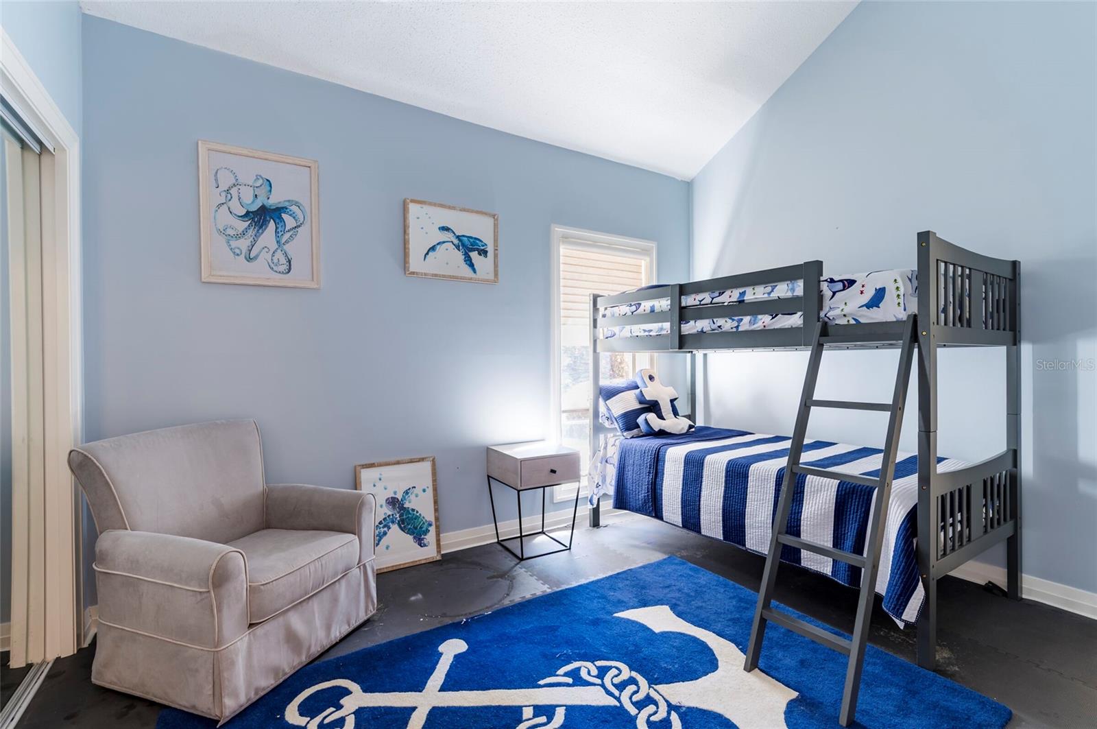 TB8436315 Property Photo