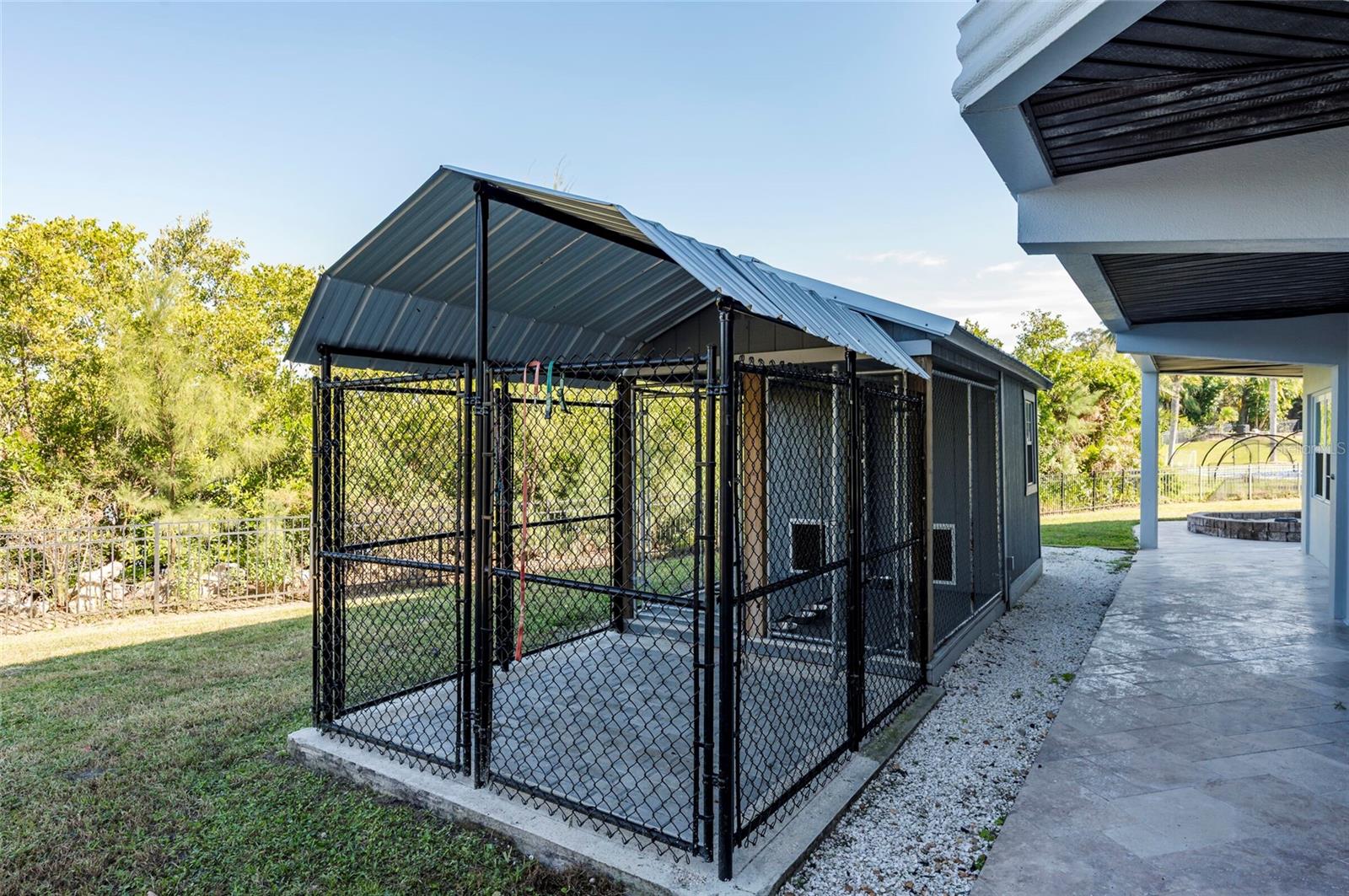 TB8436315 Property Photo