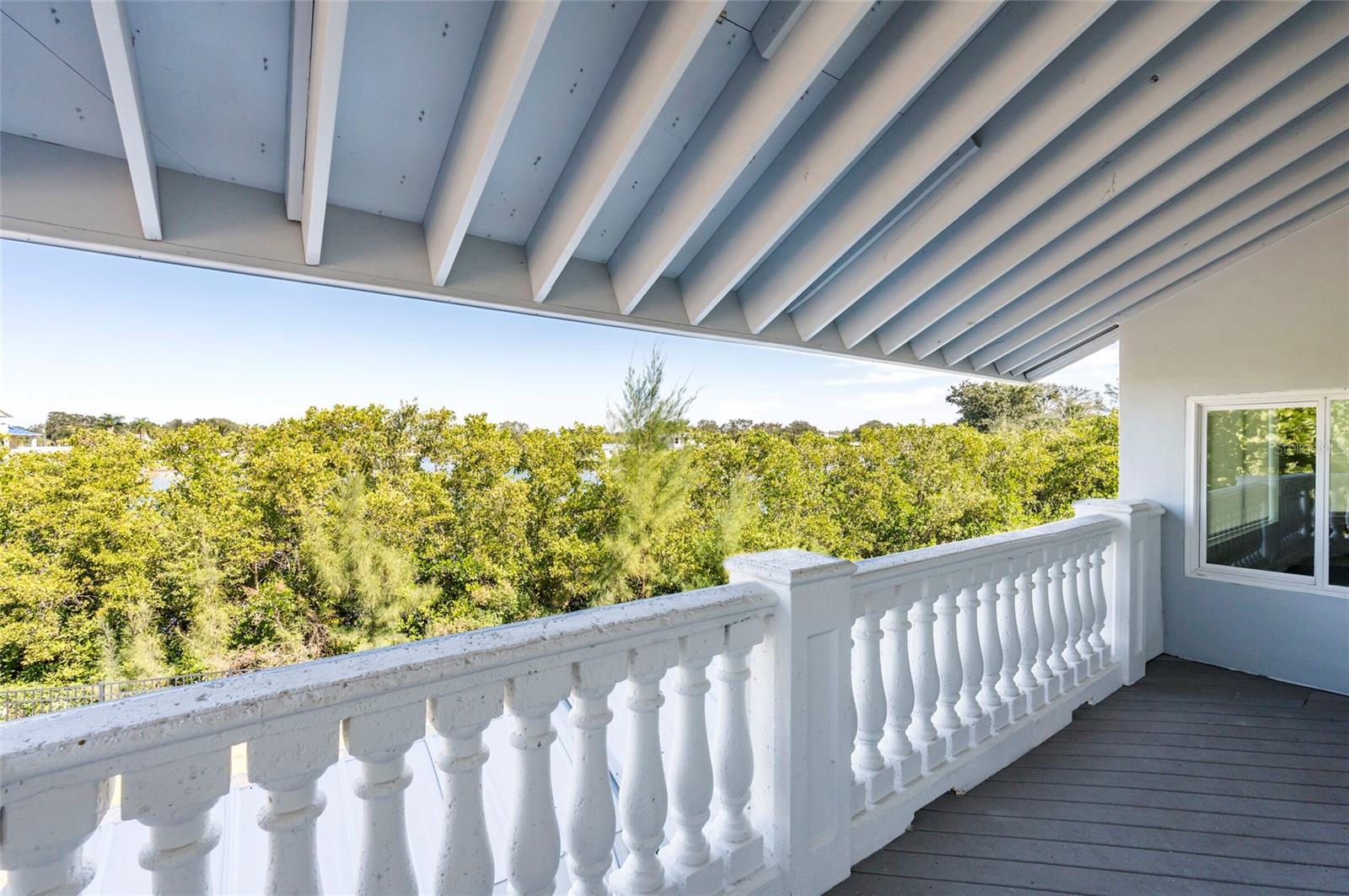 TB8436315 Property Photo