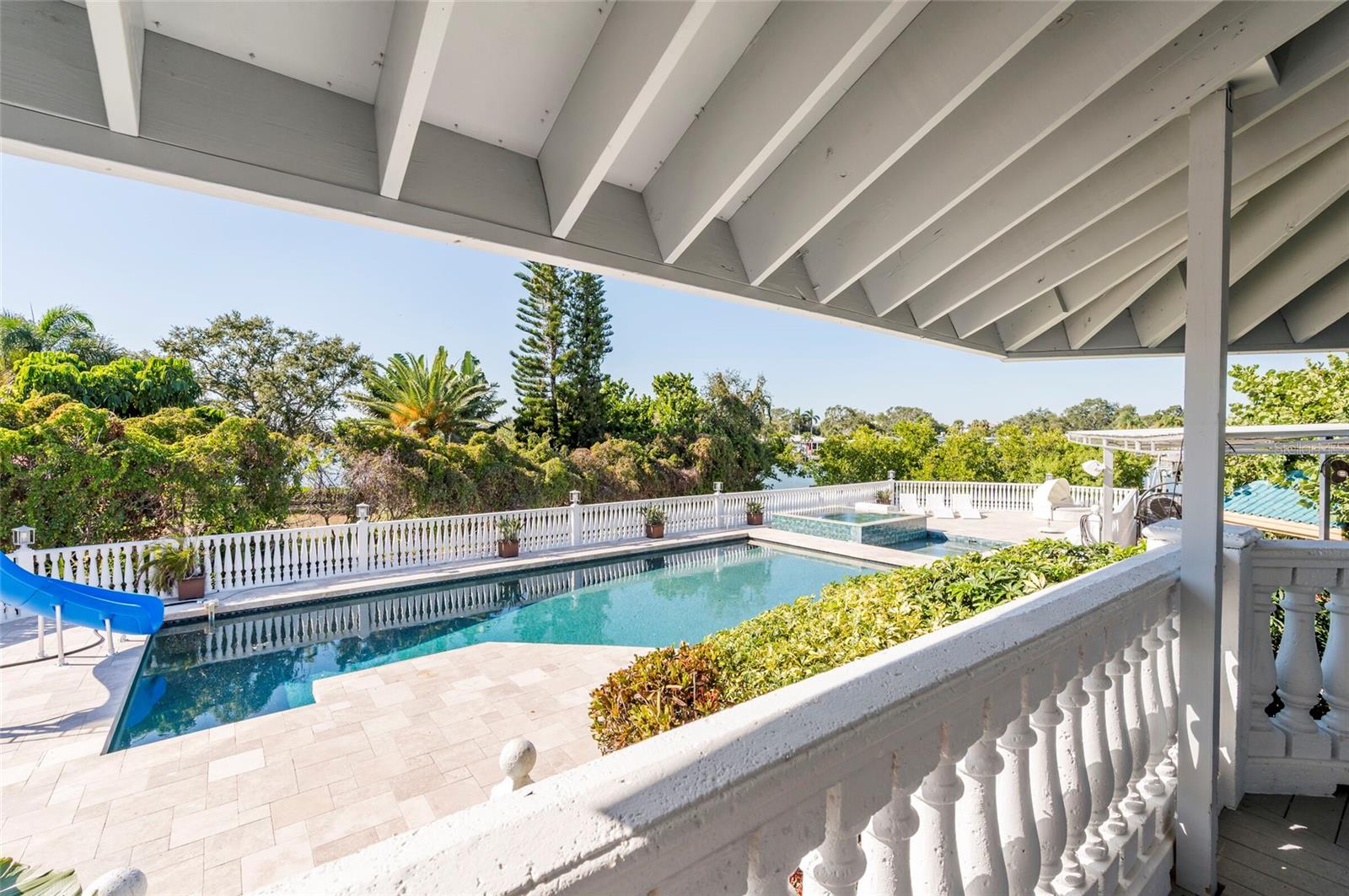 TB8436315 Property Photo