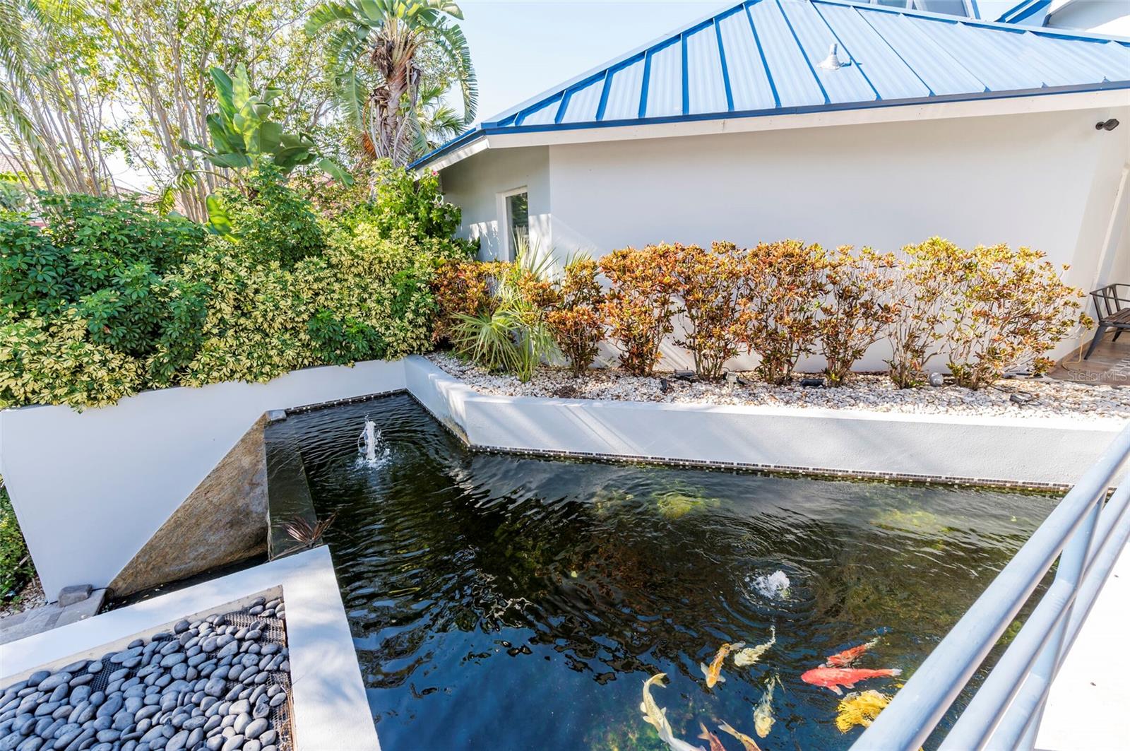 TB8436315 Property Photo