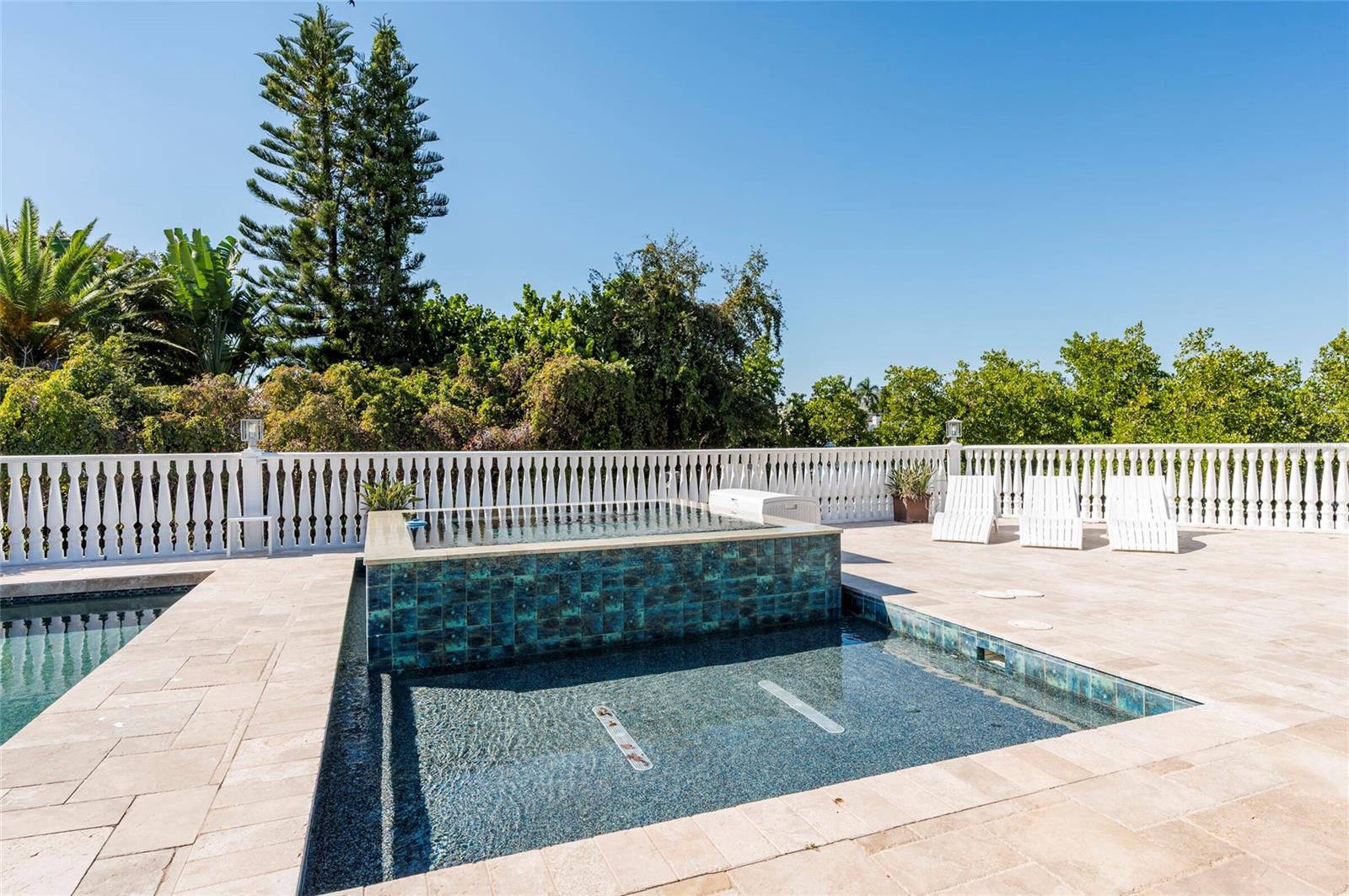 TB8436315 Property Photo