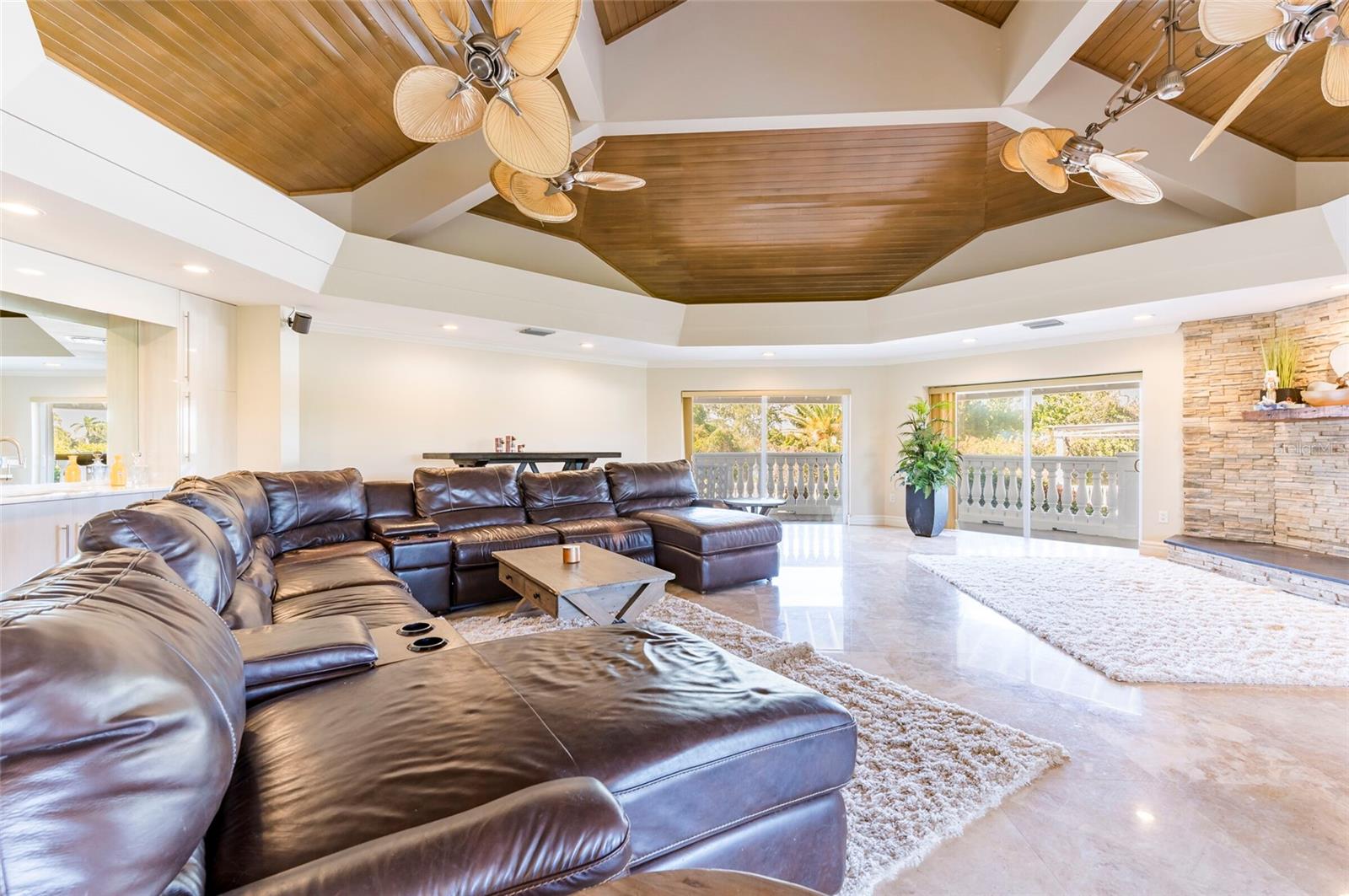 TB8436315 Property Photo