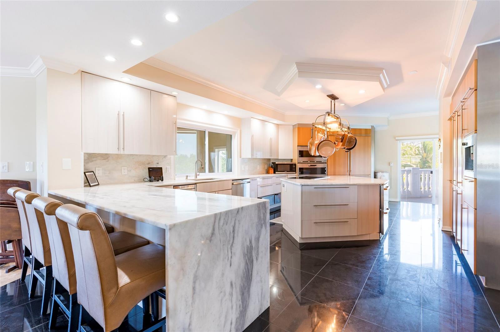 TB8436315 Property Photo