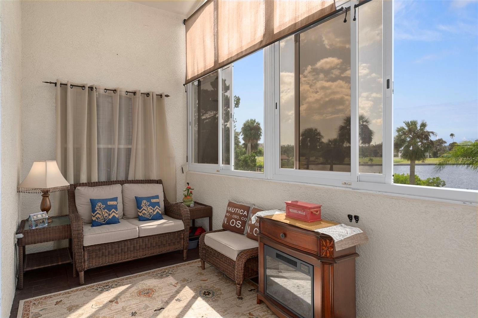 6719 MANOR BEACH RD, NEW PORT RICHEY, FL, 34652