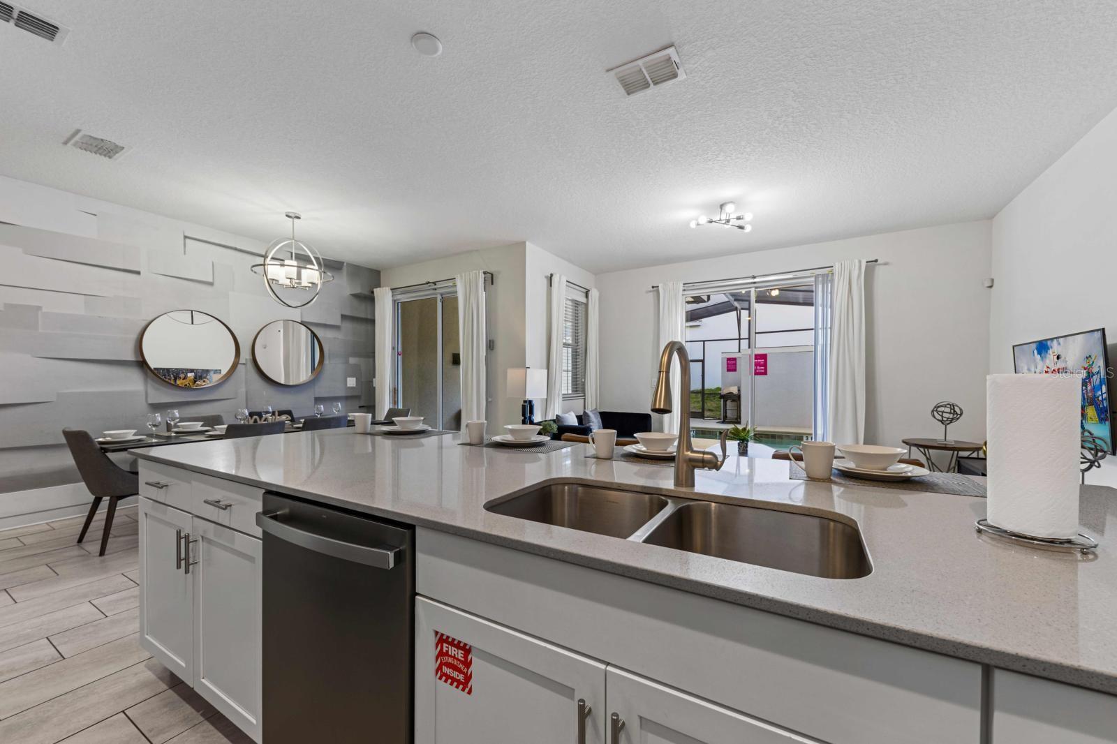 8990 STINGER DR, CHAMPIONS GATE, FL, 33896