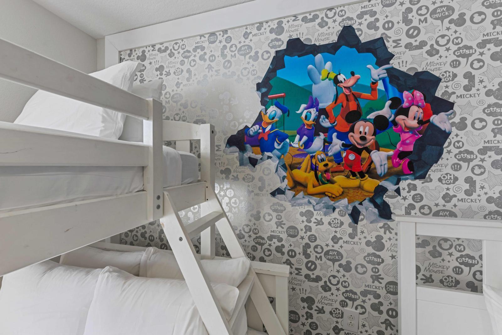 8990 STINGER DR, CHAMPIONS GATE, FL, 33896