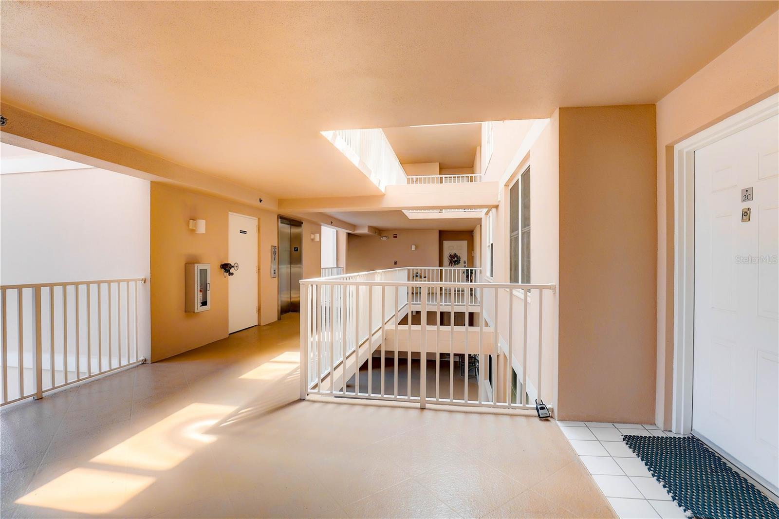 19526 GULF BLVD #2C, INDIAN SHORES, FL, 33785