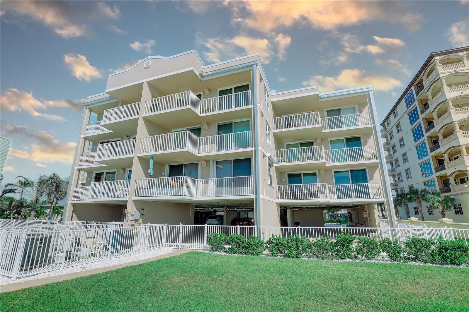 19526 GULF BLVD #2C, INDIAN SHORES, FL, 33785